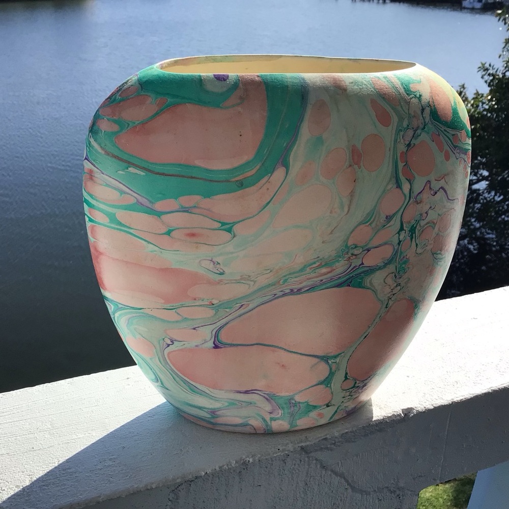 Kris Millhouse Water Glazes Uniquely Designed Stunning Vase
